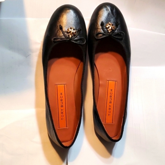 Tory Burch Flats. - Picture 15 of 16